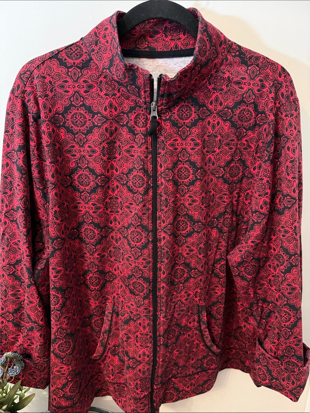 Vintage Kim Rogers Woman 2X red and black jacket with Black Trim